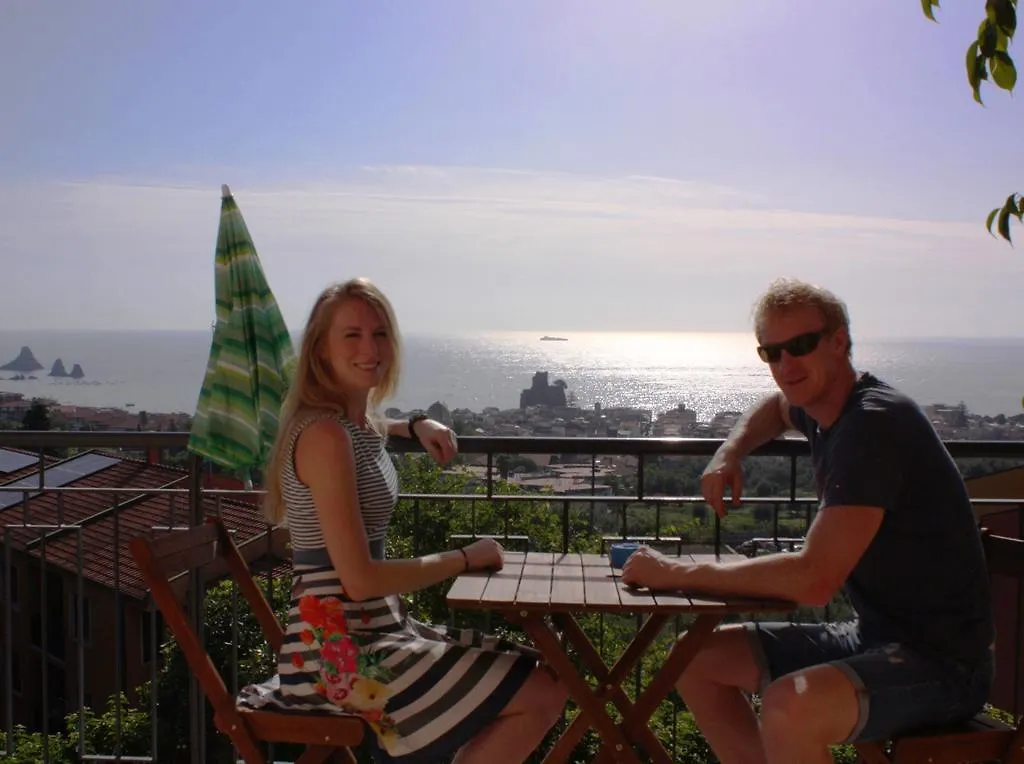 Pupi Catania Etna B&B - #Viaggiosiciliano Aci Castello Bed & Breakfast