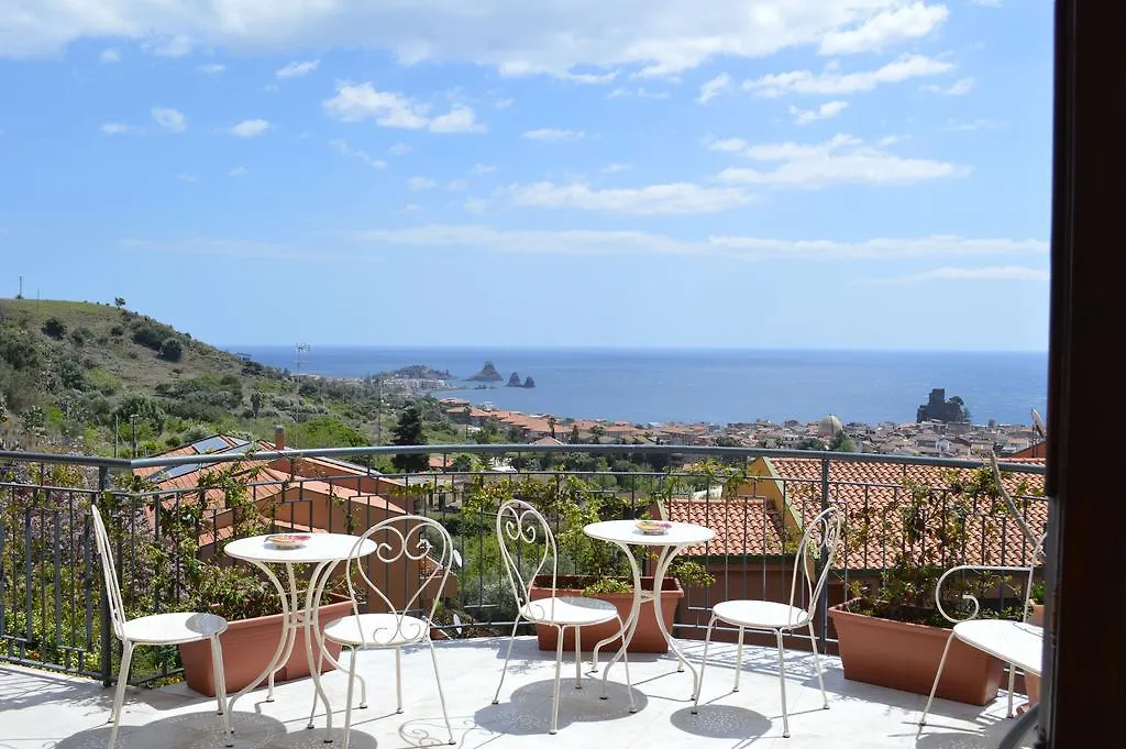 Pupi Catania Etna B&B - #Viaggiosiciliano Aci Castello 3*,